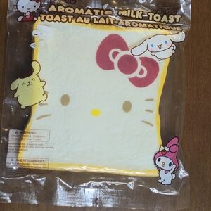 NWT HELLO KITTY iBloom Aeromatic Milk Toast